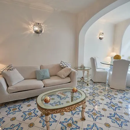Abate Luxury By Caprirooms كابري