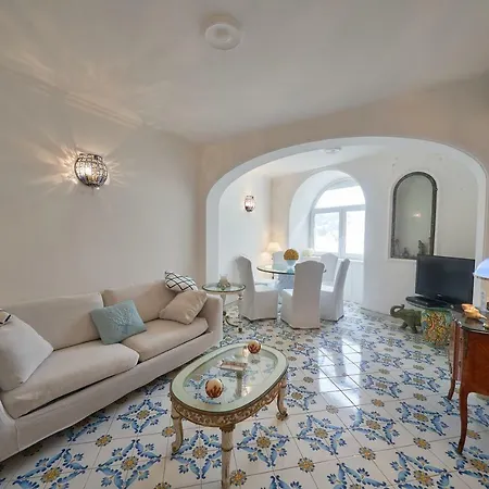 Abate Luxury By Caprirooms Daire Capri